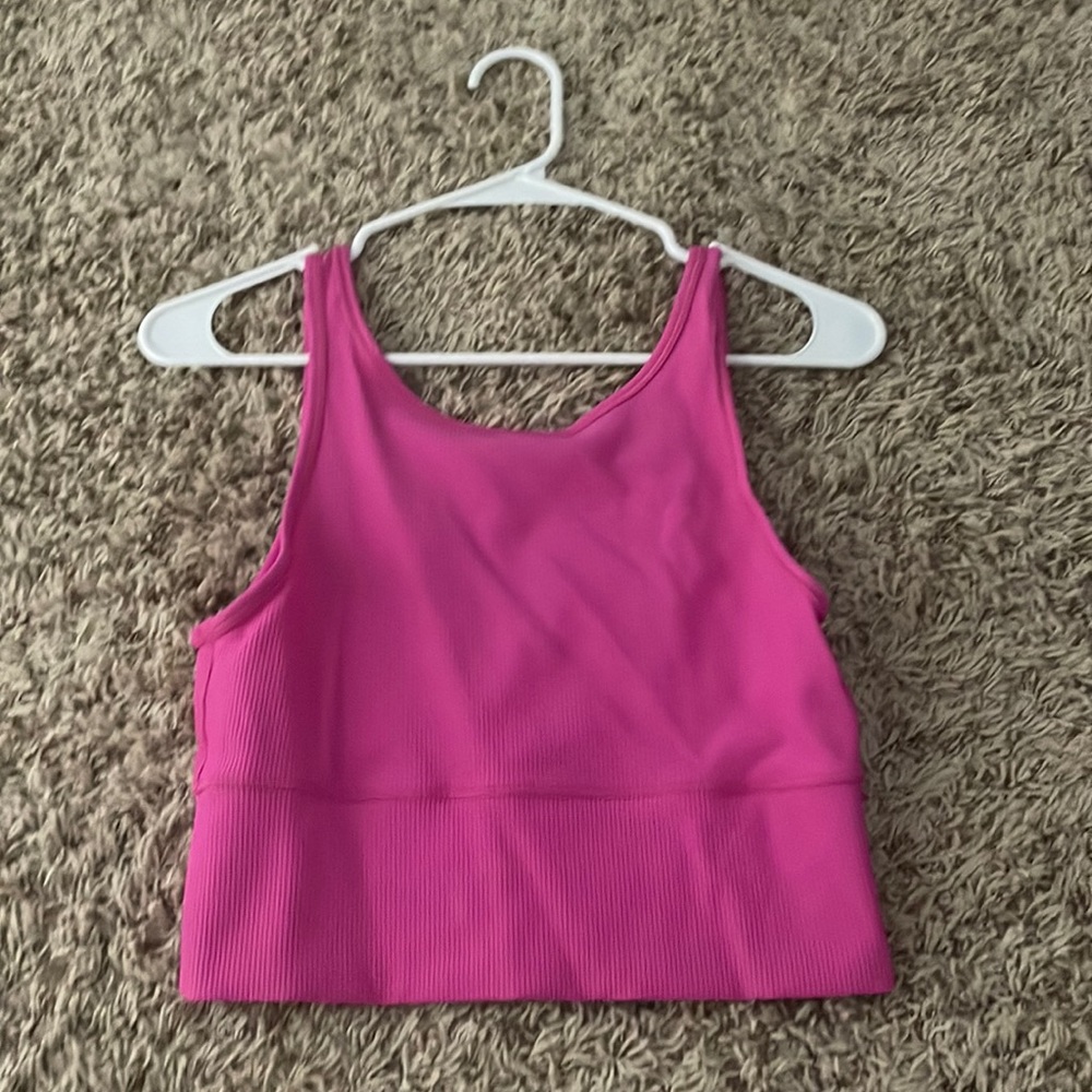 Lululemon Power Pivot tank